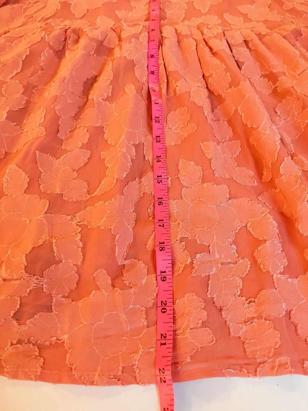 Evereve En Crème floral jacquard babydoll Puff Sleeve Coral Blouse Small Flowy - Picture 9 of 10